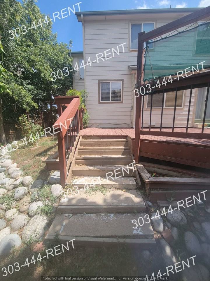 12245 Locust St - Photo 5 of 15