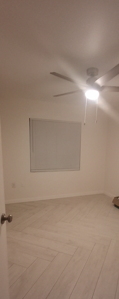 12240 Eastcove Dr - Photo 7 of 21