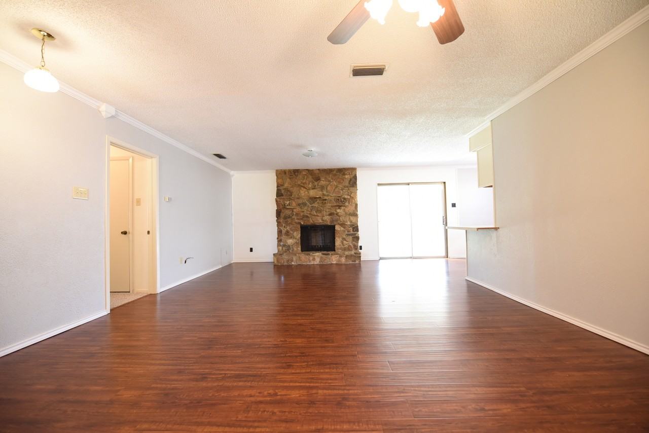 8945 Flicker Ln - Photo 7 of 19