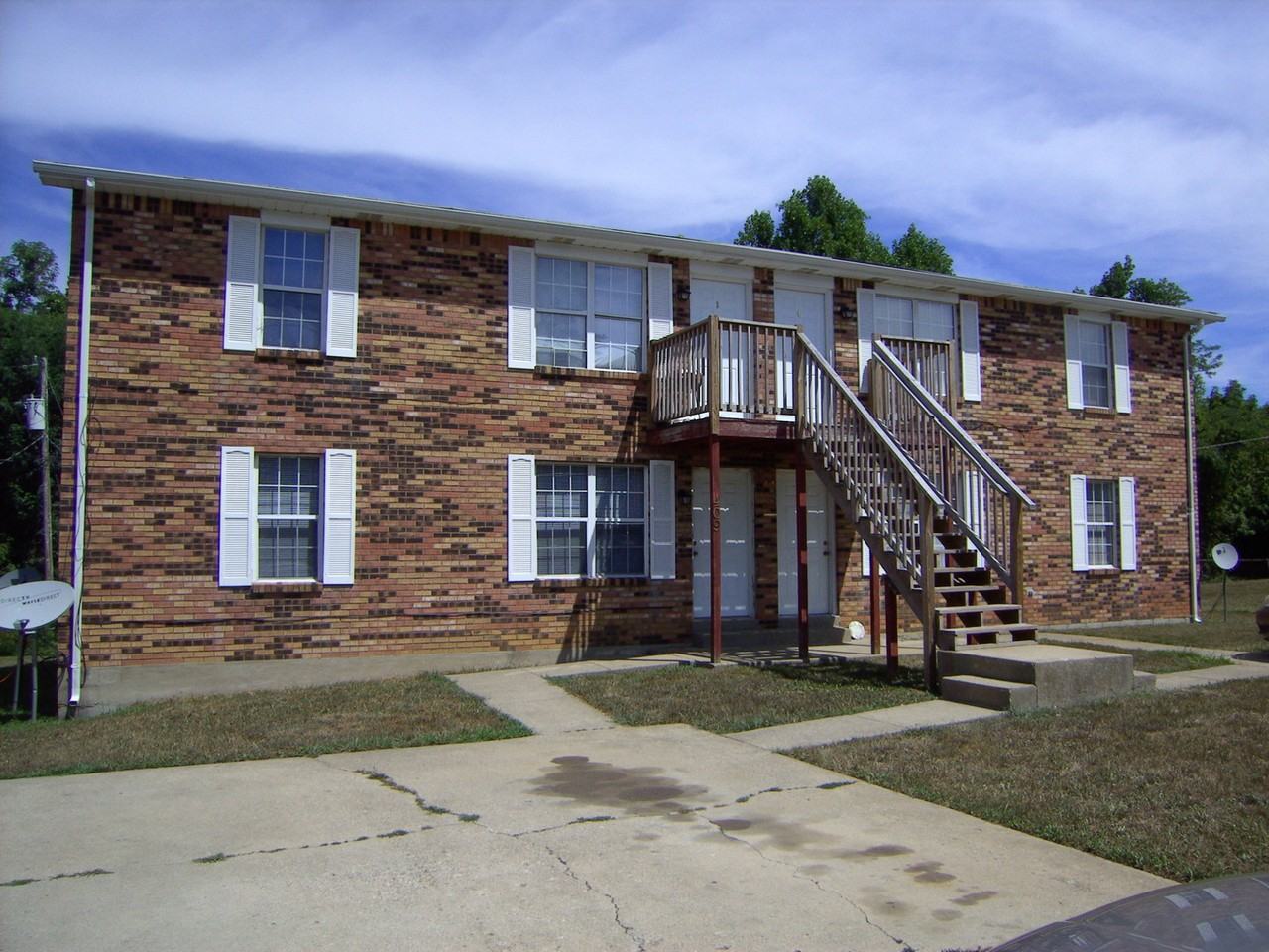 409 Shelby Ave #3