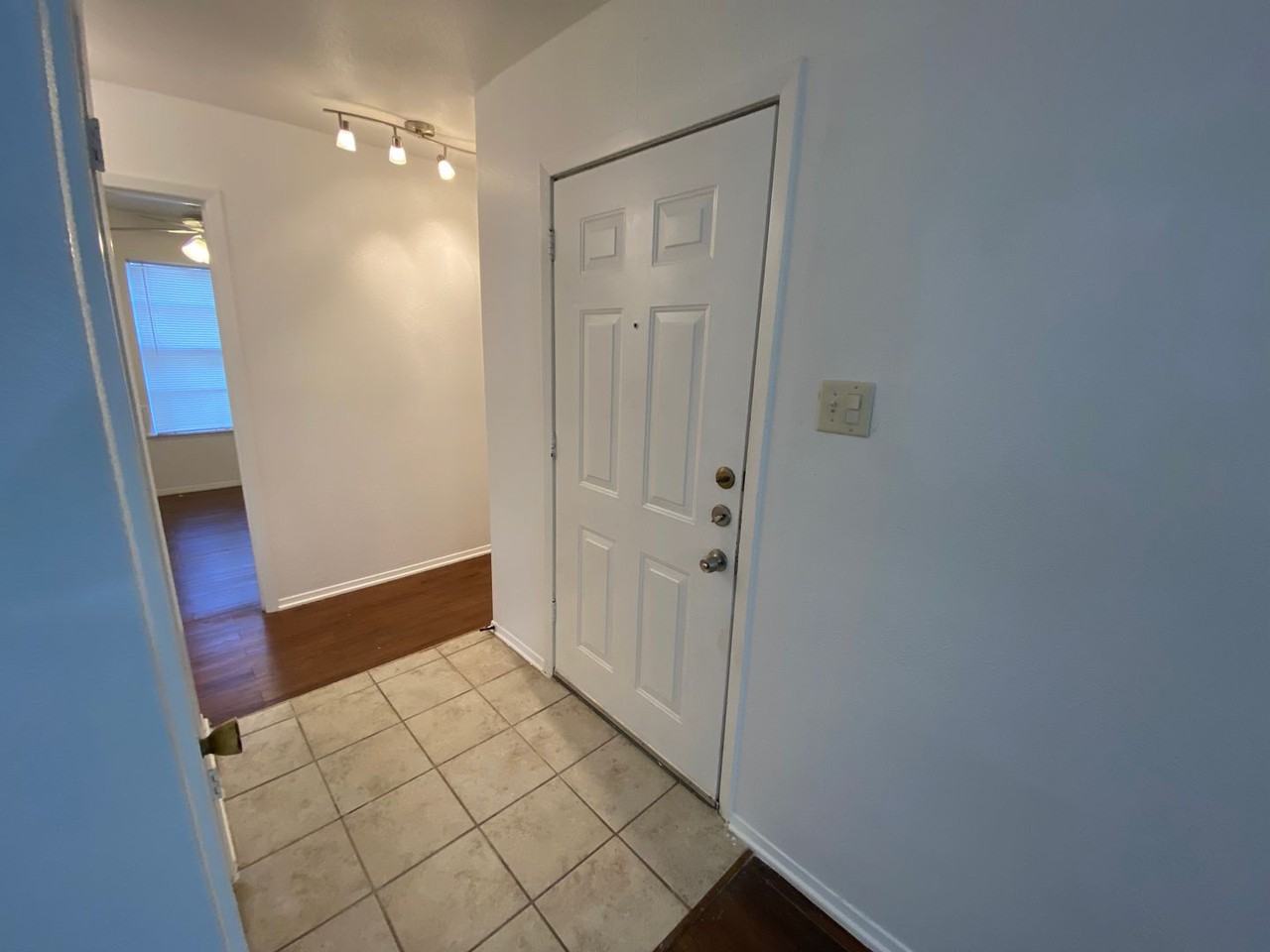 5211 Cinderella St - Photo 2 of 23