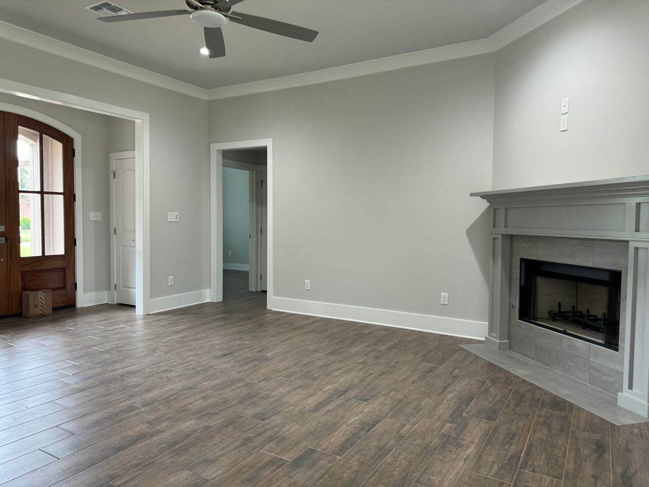 520 Half Moon Ct - Photo 2 of 21