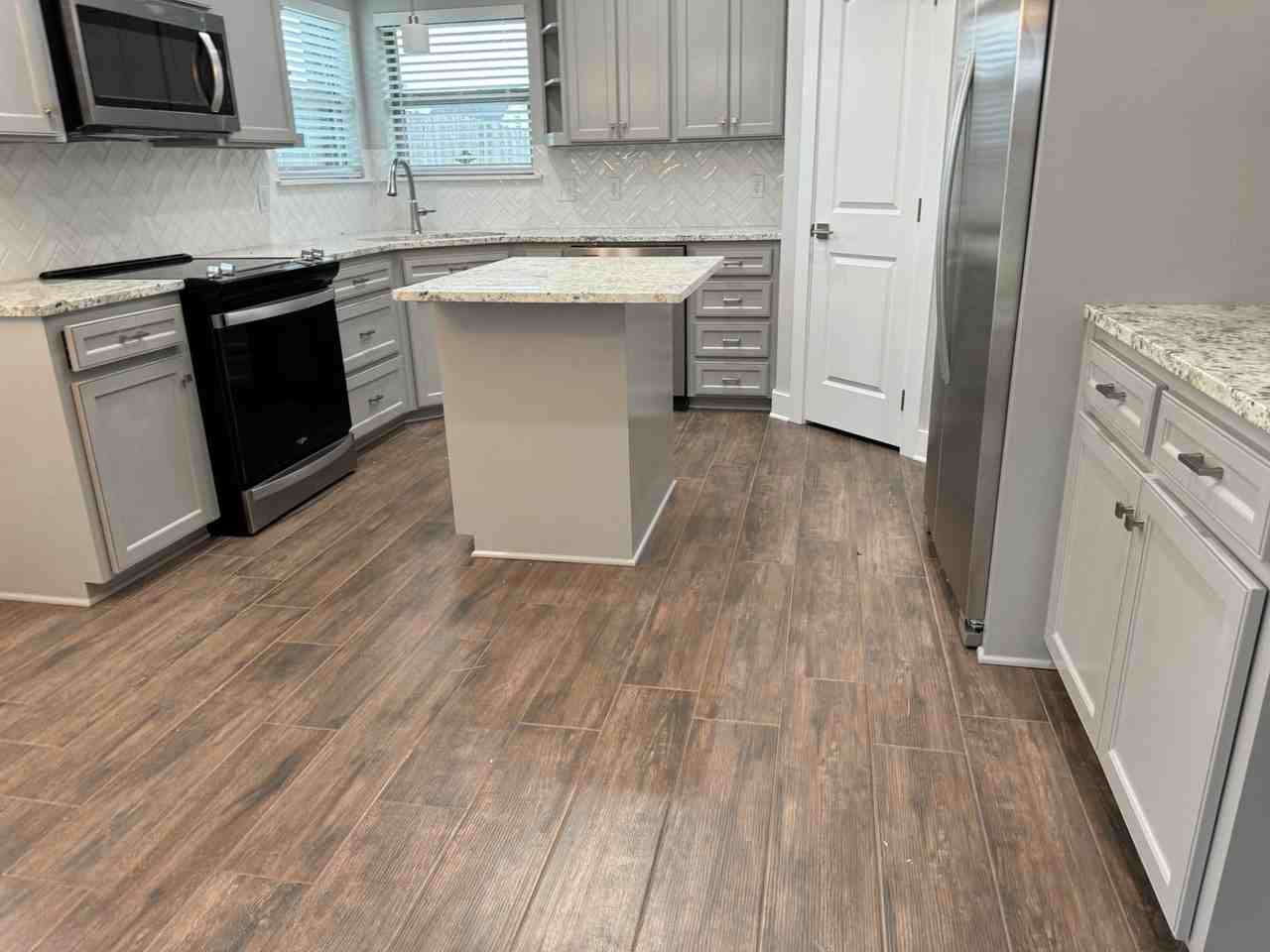 520 Half Moon Ct - Photo 6 of 21