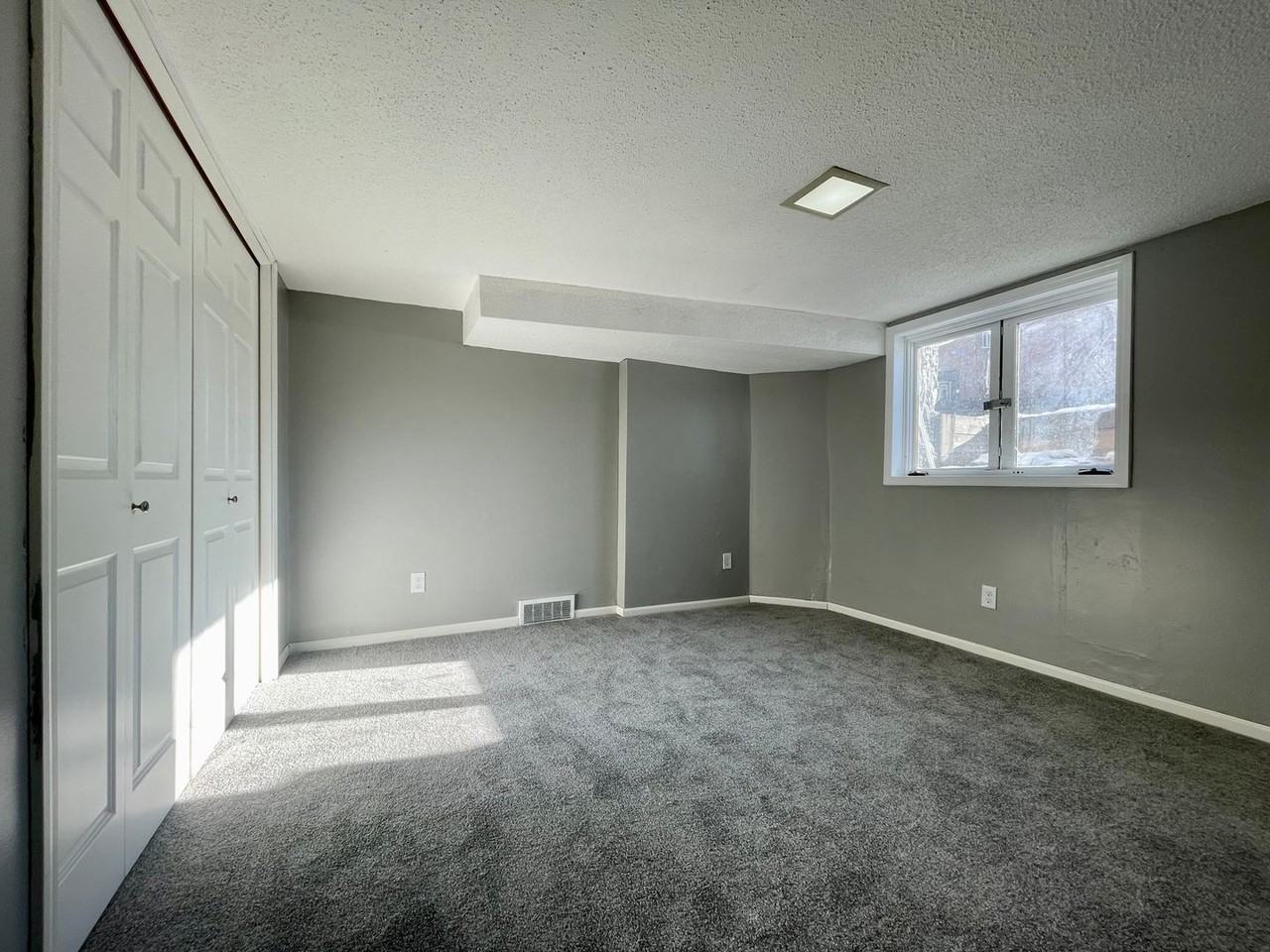 1510 22nd Ave N - Photo 3 of 5