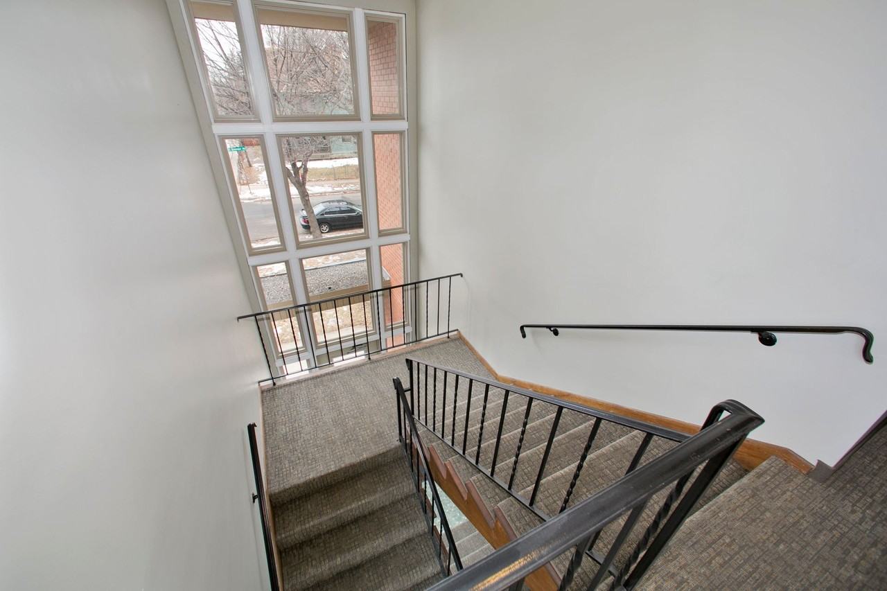 2647 Emerson Ave S - Photo 2 of 4