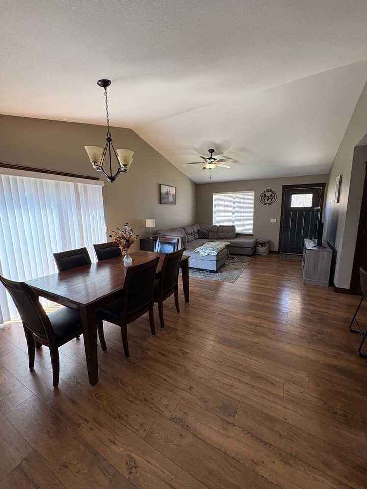 6173 Aspen Meadow Ct - Photo 3 of 13