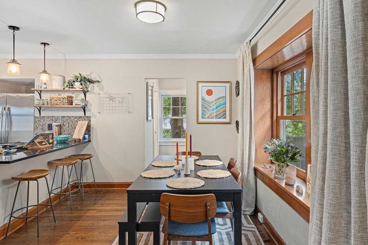 4465 Pennsylvania Ave - Photo 3 of 18