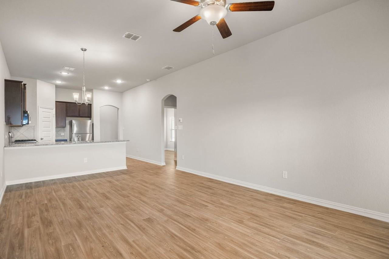 5510 Cibolo Pass #1 - Photo 7 of 31