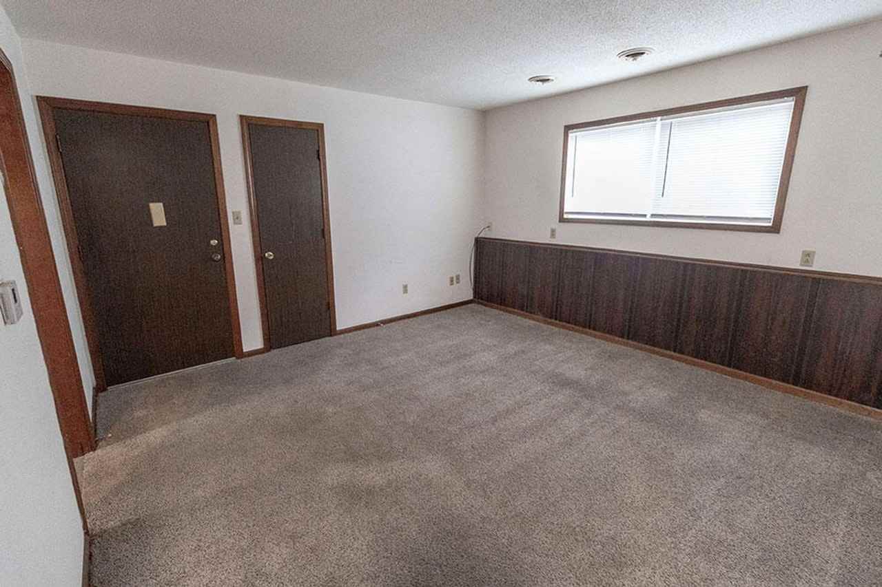 2908 Leeway Dr #D - Photo 5 of 22