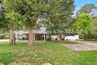 255 W Lawson St - Photo 1 of 1