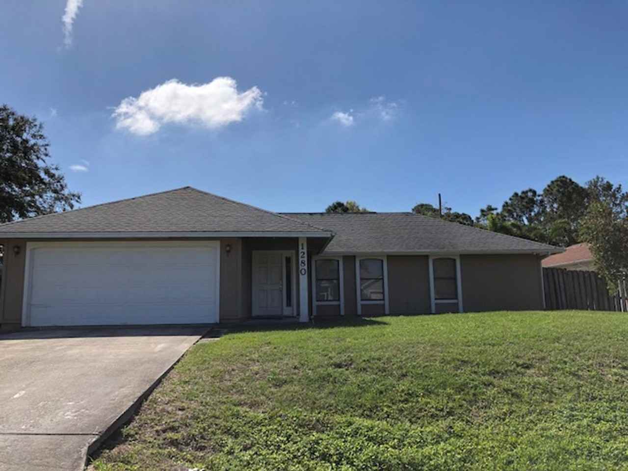 1280 Sw Jacqueline Ave - Photo 2 of 50