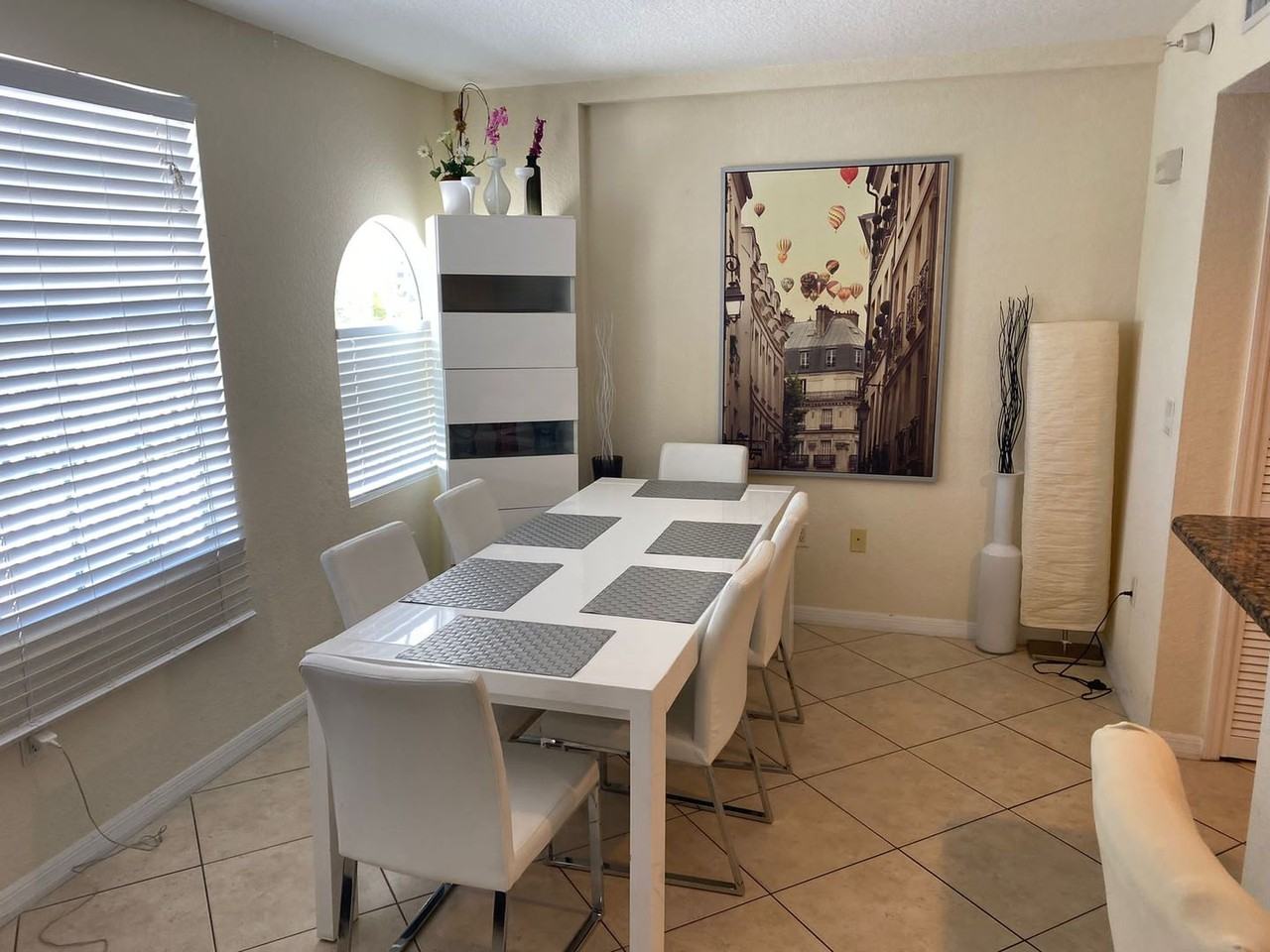 445 445 HAMDEN DR  - SHORT TERM - Photo 6 of 18