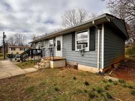 featured image of 1502 6th St Se