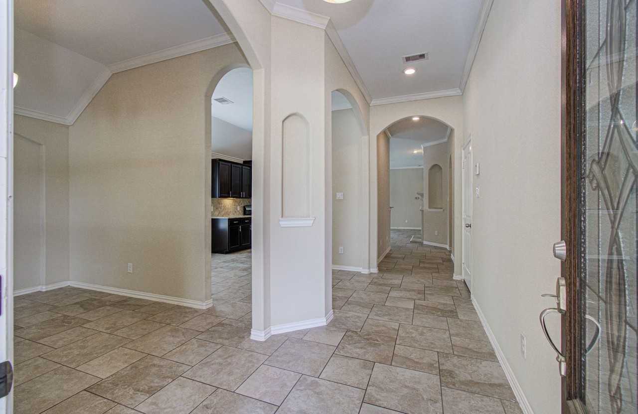 18123 Tall Chestnut St - Photo 2 of 42