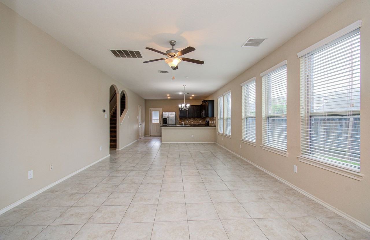 13851 Bonner Bluff Ln - Photo 6 of 45