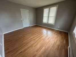 featured image of 27 Hickory St