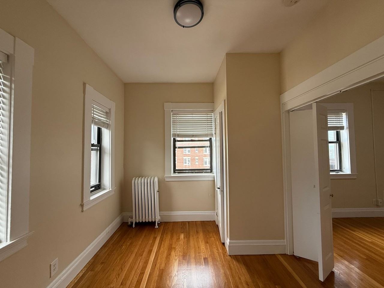 1469 Beacon St - Photo 2 of 34