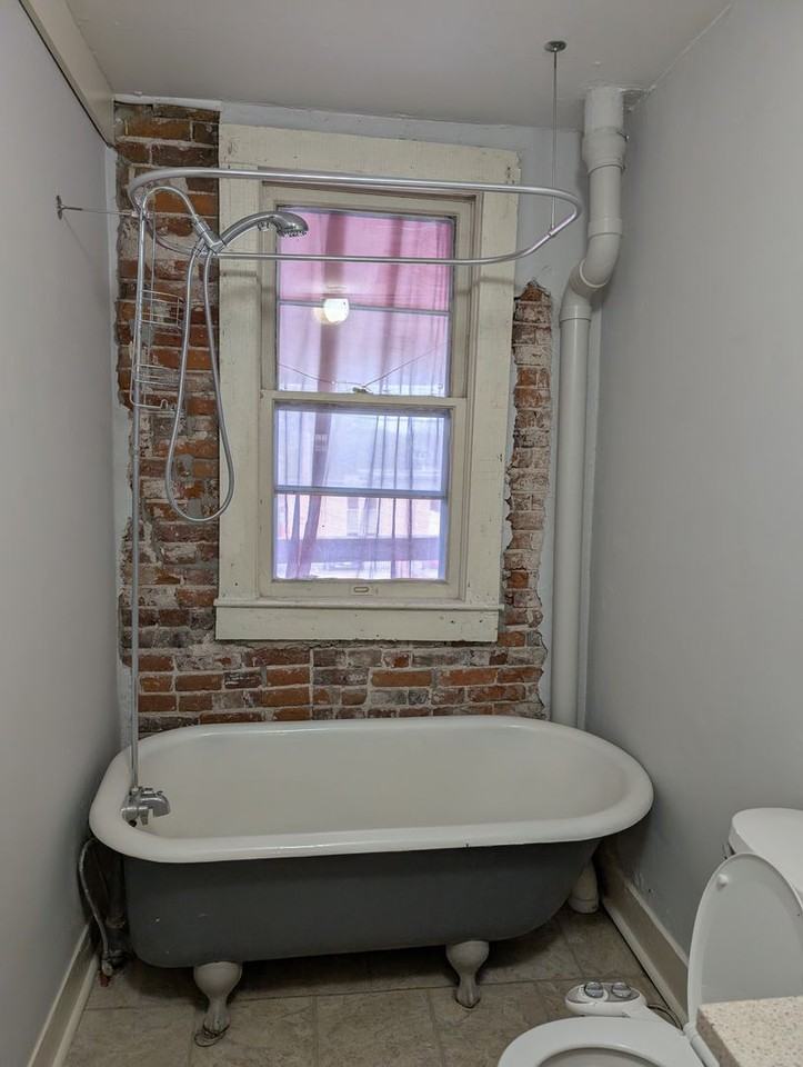409 Main St - Photo 6 of 19