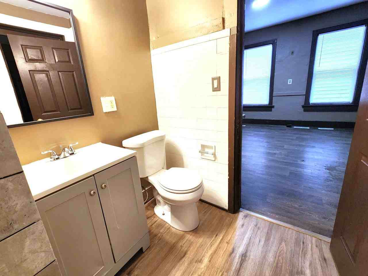 3156 N 1st St - Photo 7 of 11