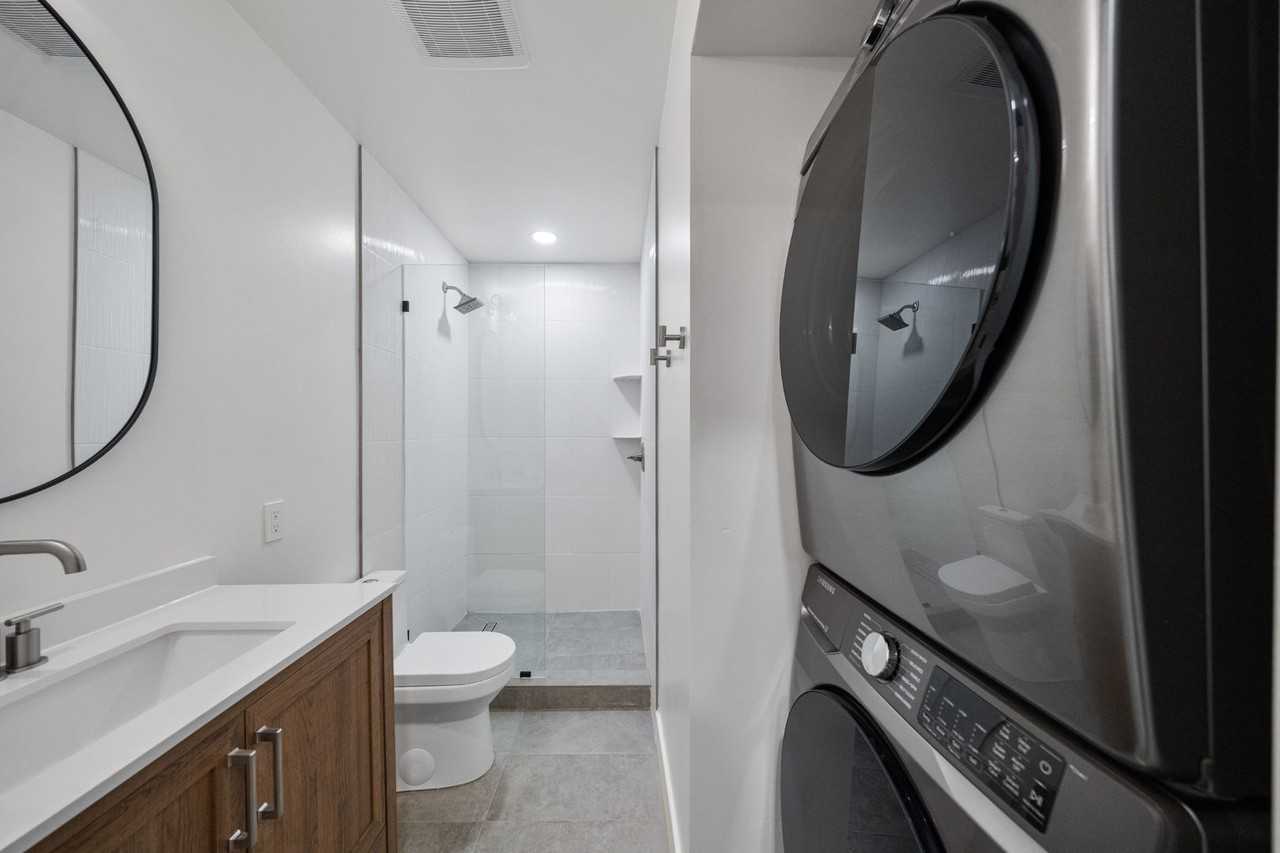 6842 Estrella Ave - Photo 7 of 14