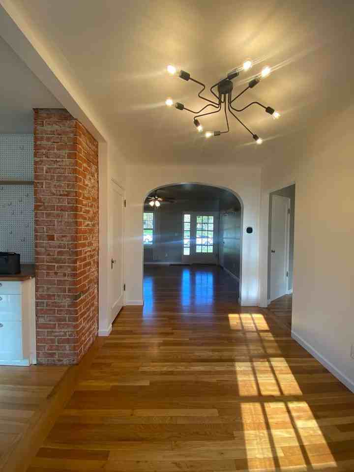 1303 S Garfield St - Photo 7 of 31