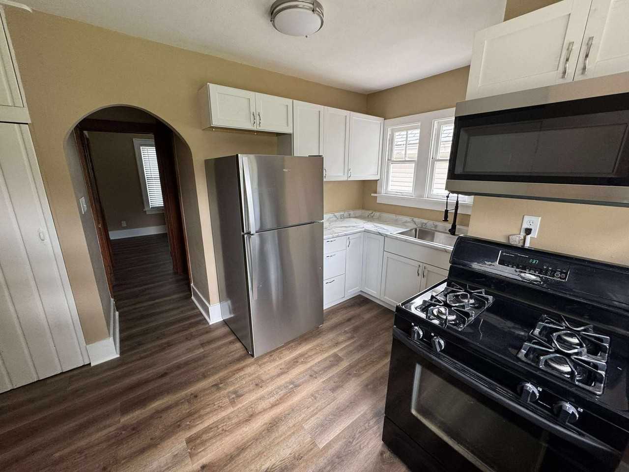 2614 23 1/2 Ave - Photo 3 of 11