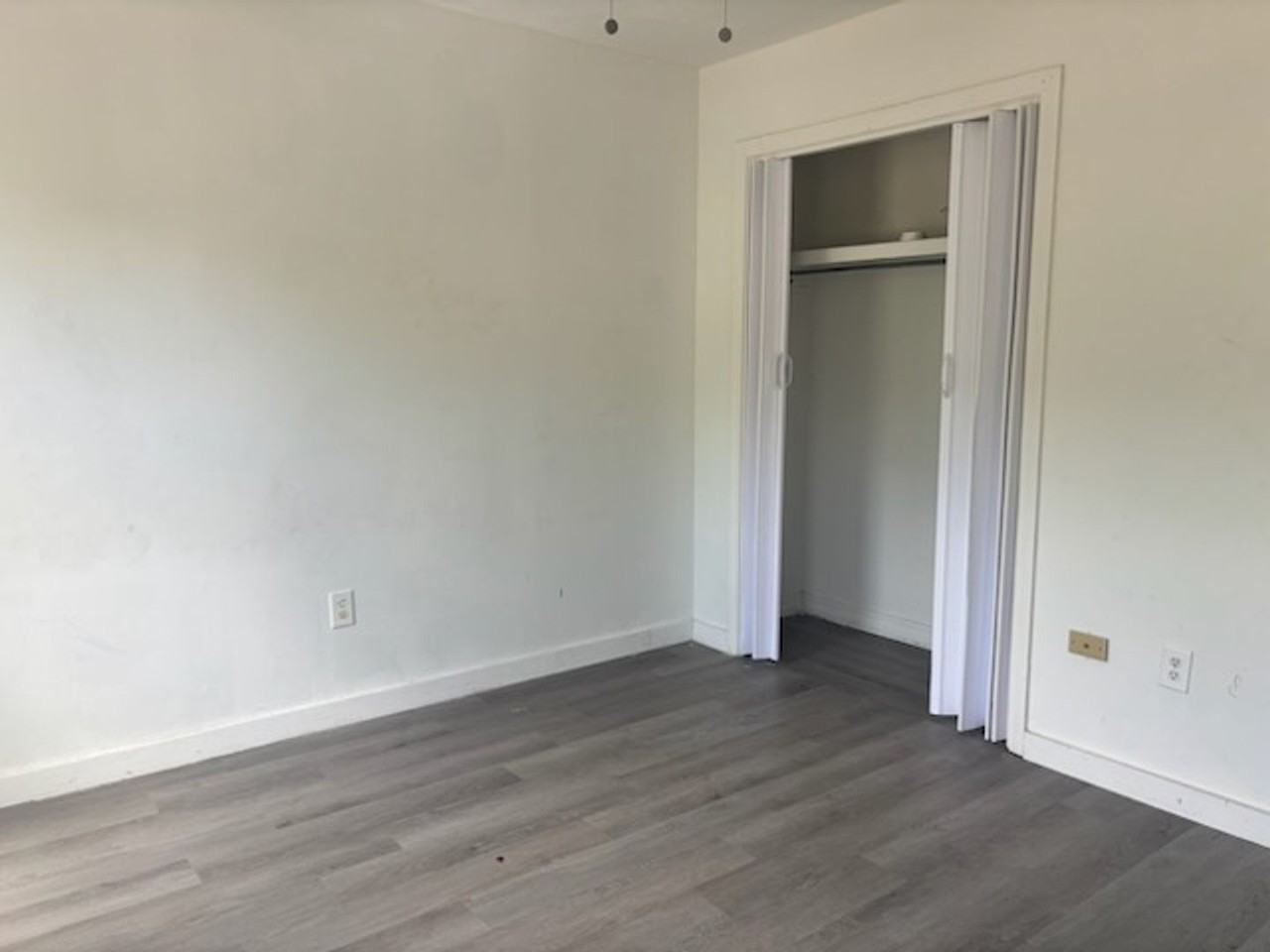 352 Brookwood Lake Pl - Photo 7 of 16