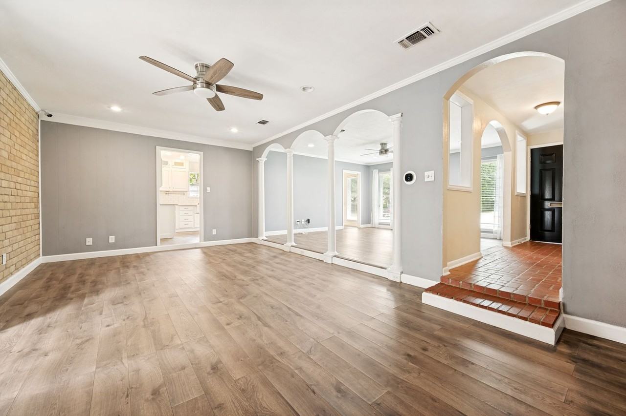 1717 Hillcrest Dr - Photo 6 of 25