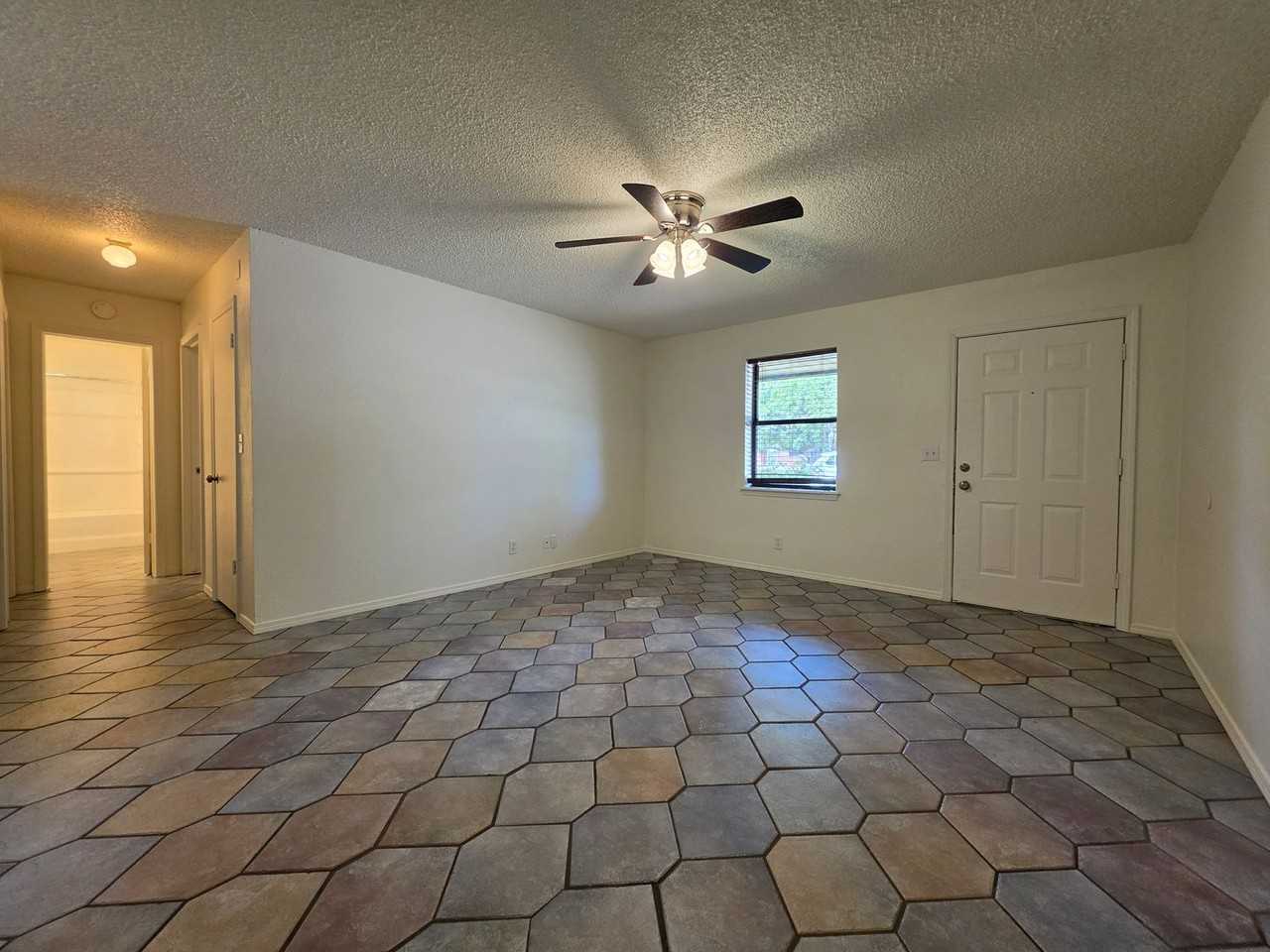 1218 Foggy Bottom Rd - Photo 3 of 31