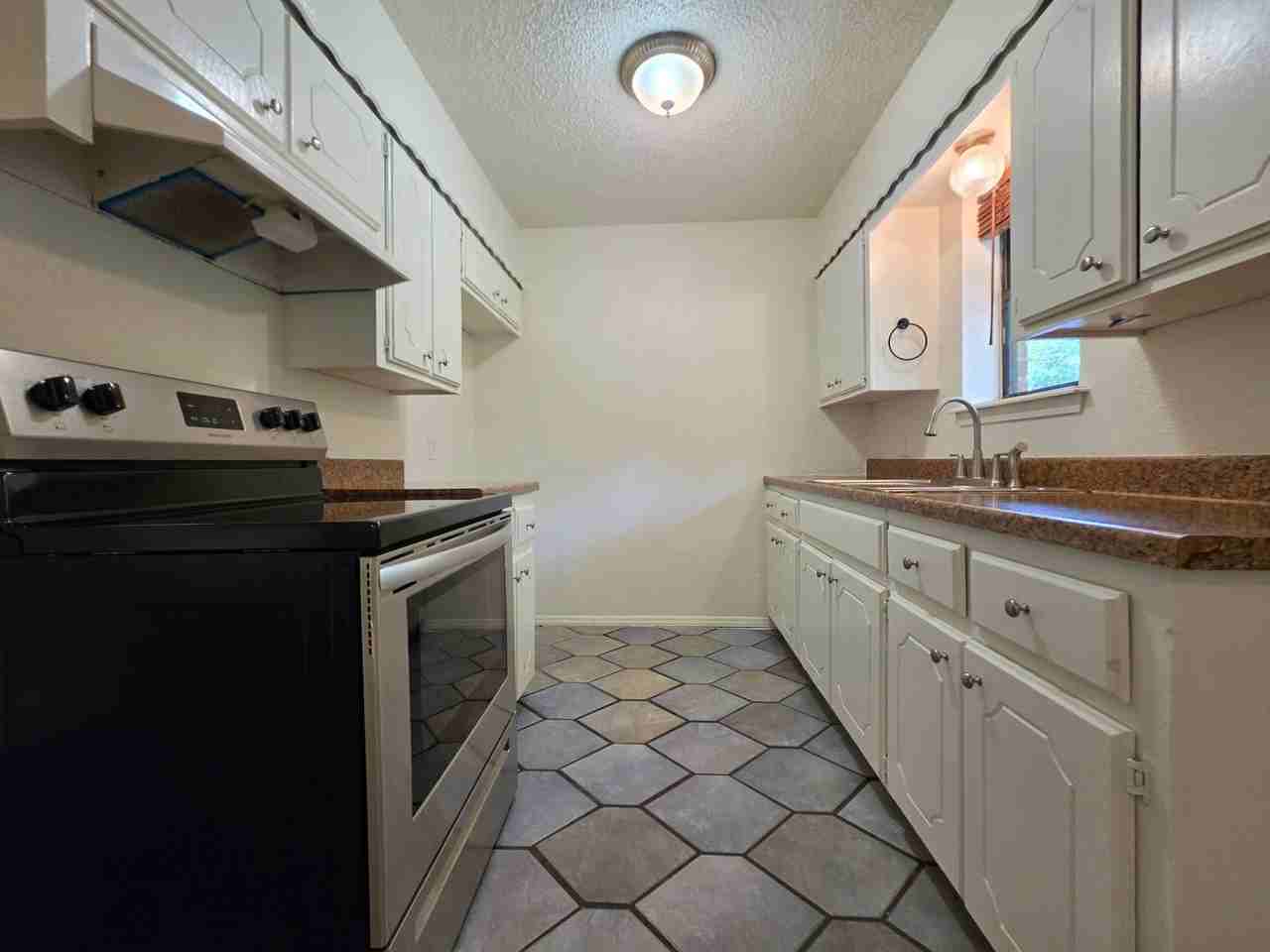 1218 Foggy Bottom Rd - Photo 7 of 31