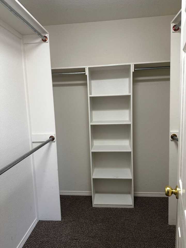 3853 Oasis Springs Rd Ne - Photo 5 of 12