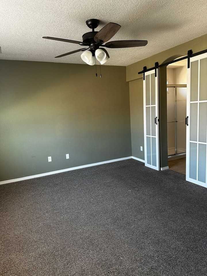 3853 Oasis Springs Rd Ne - Photo 7 of 12