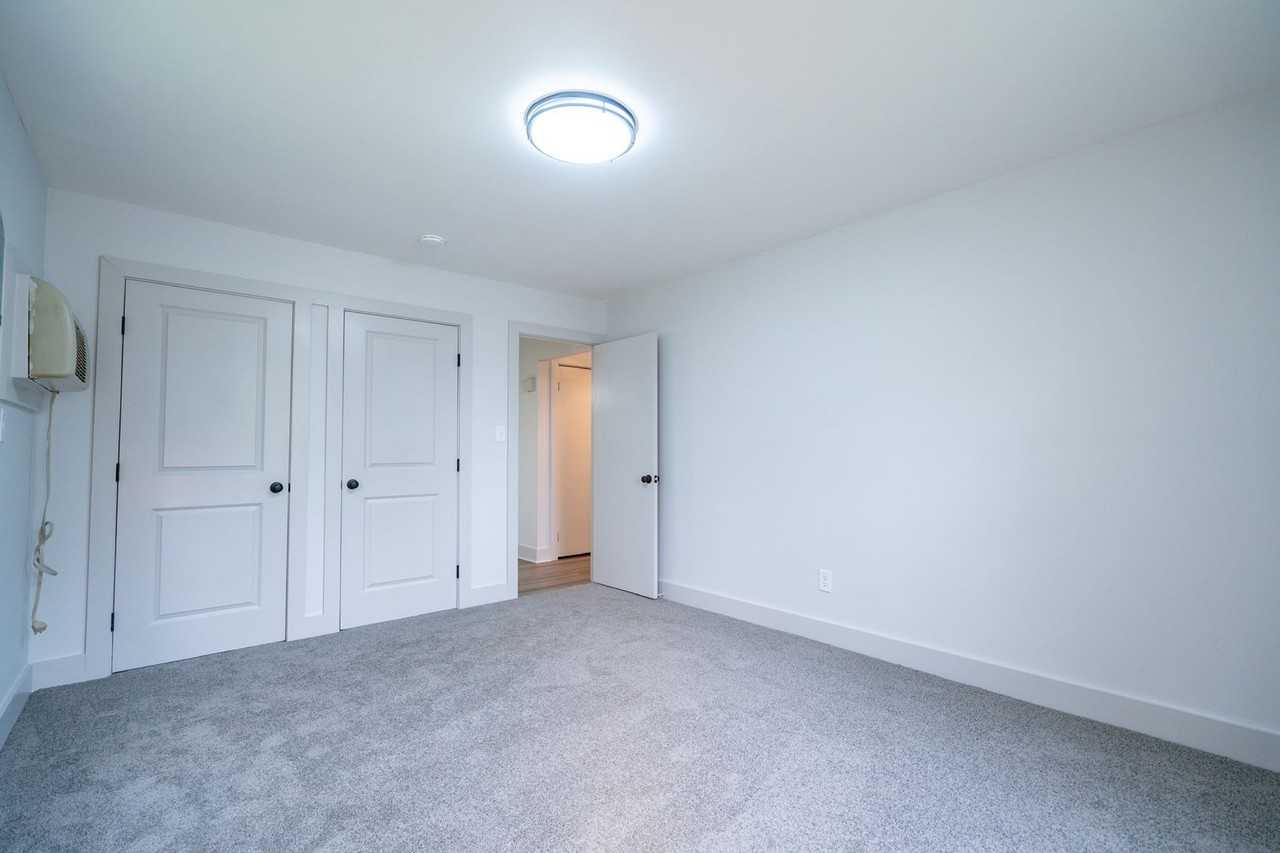 139 E Butler Ave - Photo 5 of 9