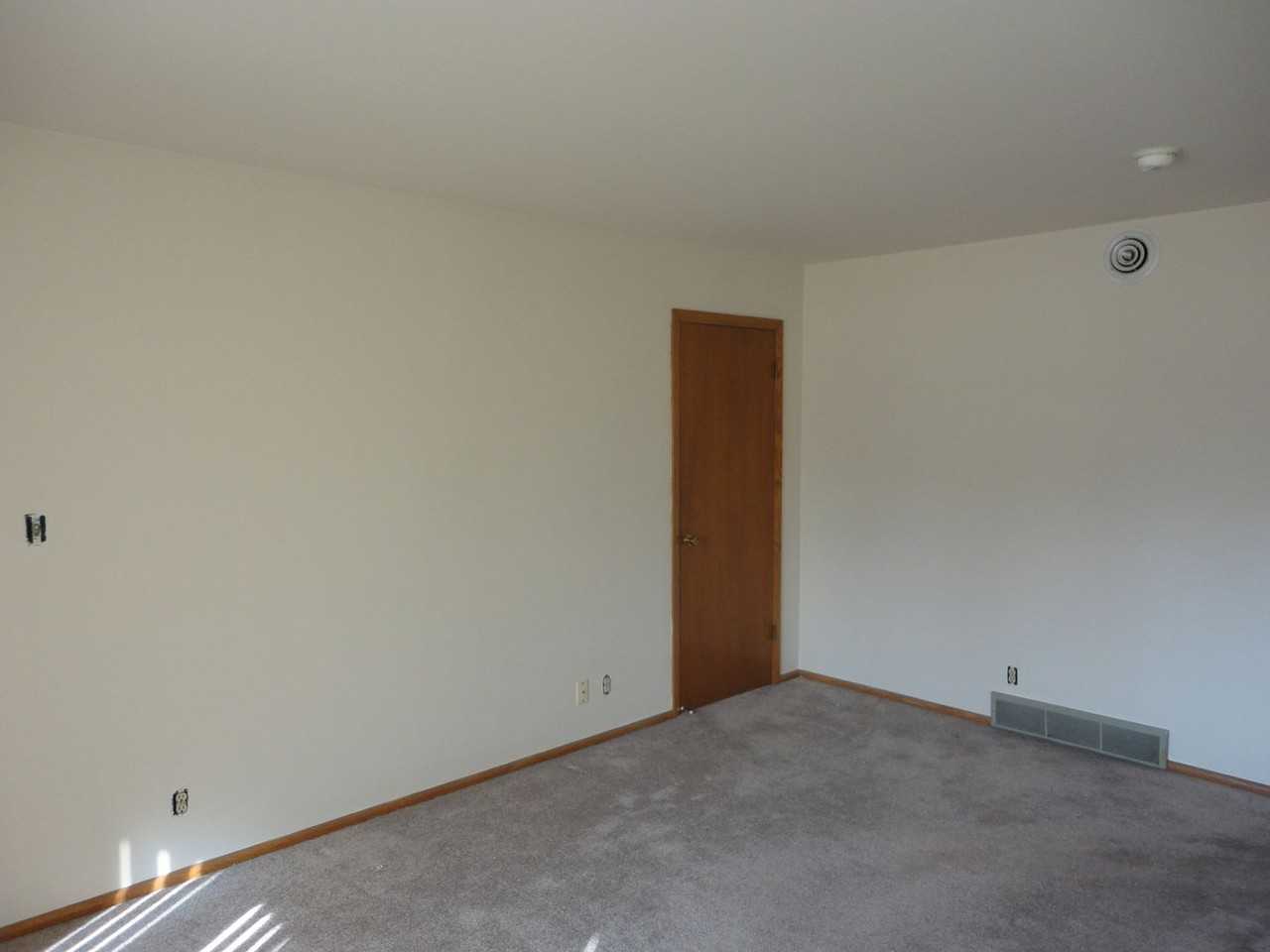 2944 & 2962 N 124th St - Photo 2 of 8