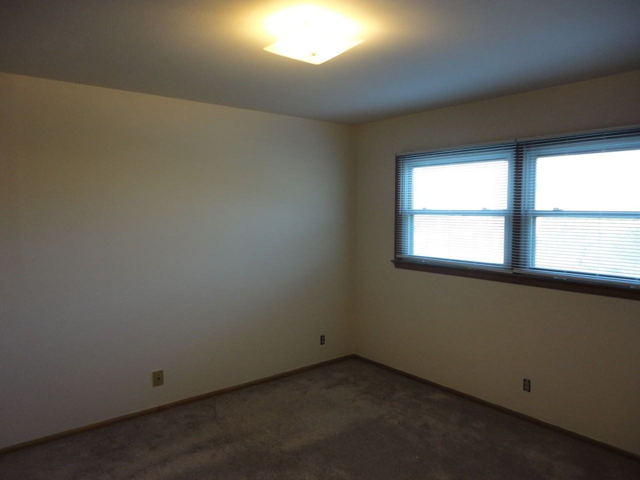 2944 & 2962 N 124th St - Photo 3 of 8