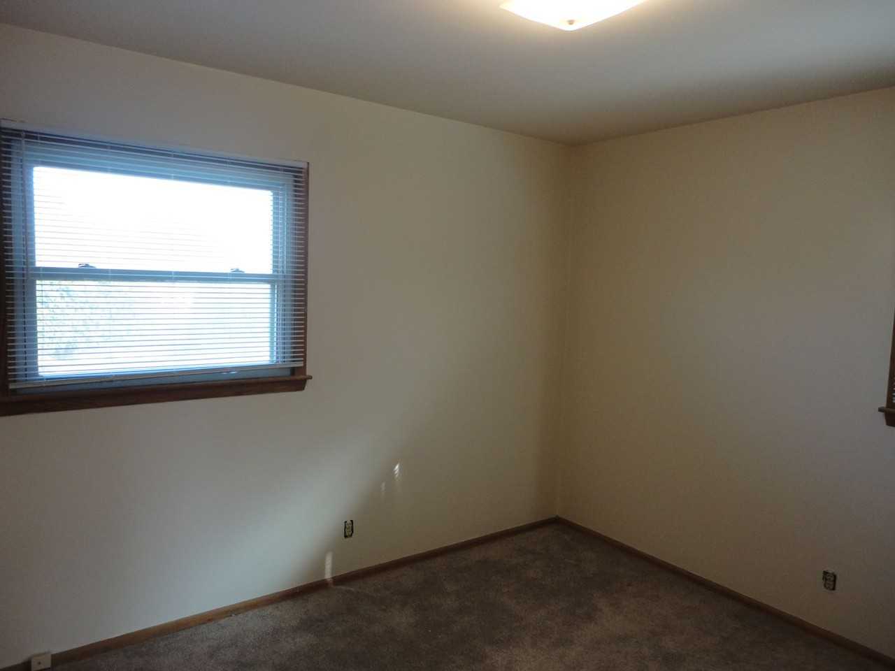 2944 & 2962 N 124th St - Photo 5 of 8