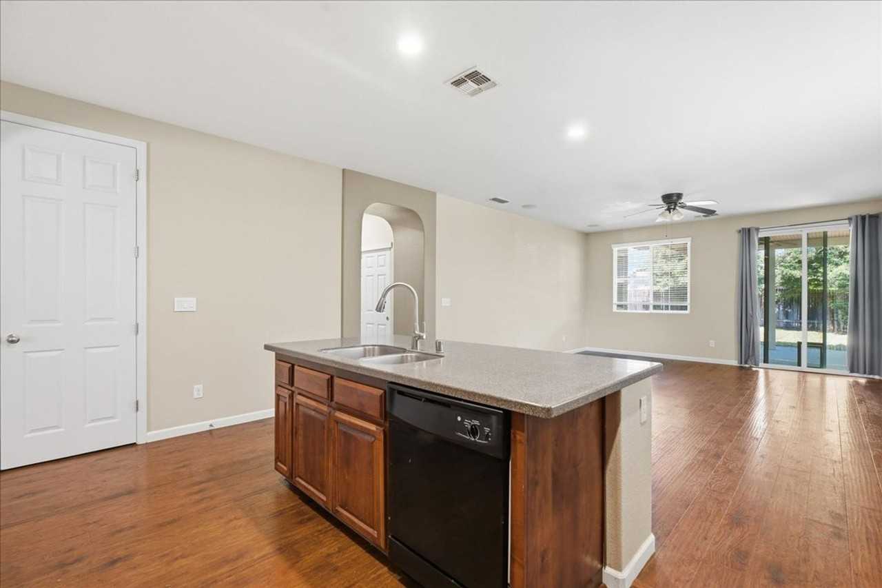 4143 Cahakia Pl - Photo 7 of 29