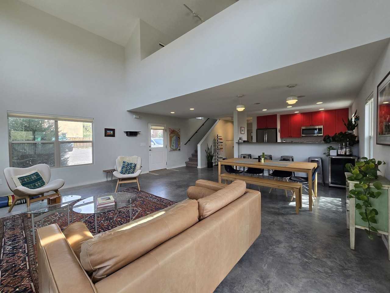 2180 W Alameda St #10 - Photo 3 of 23