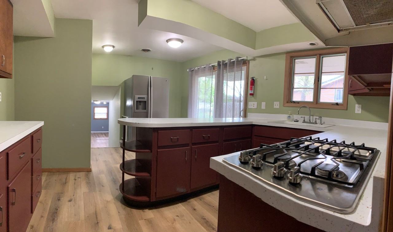 1738 Westhaven Dr - Photo 5 of 24