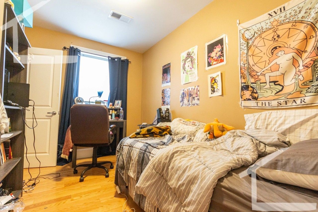 38 Linden St - Photo 7 of 15