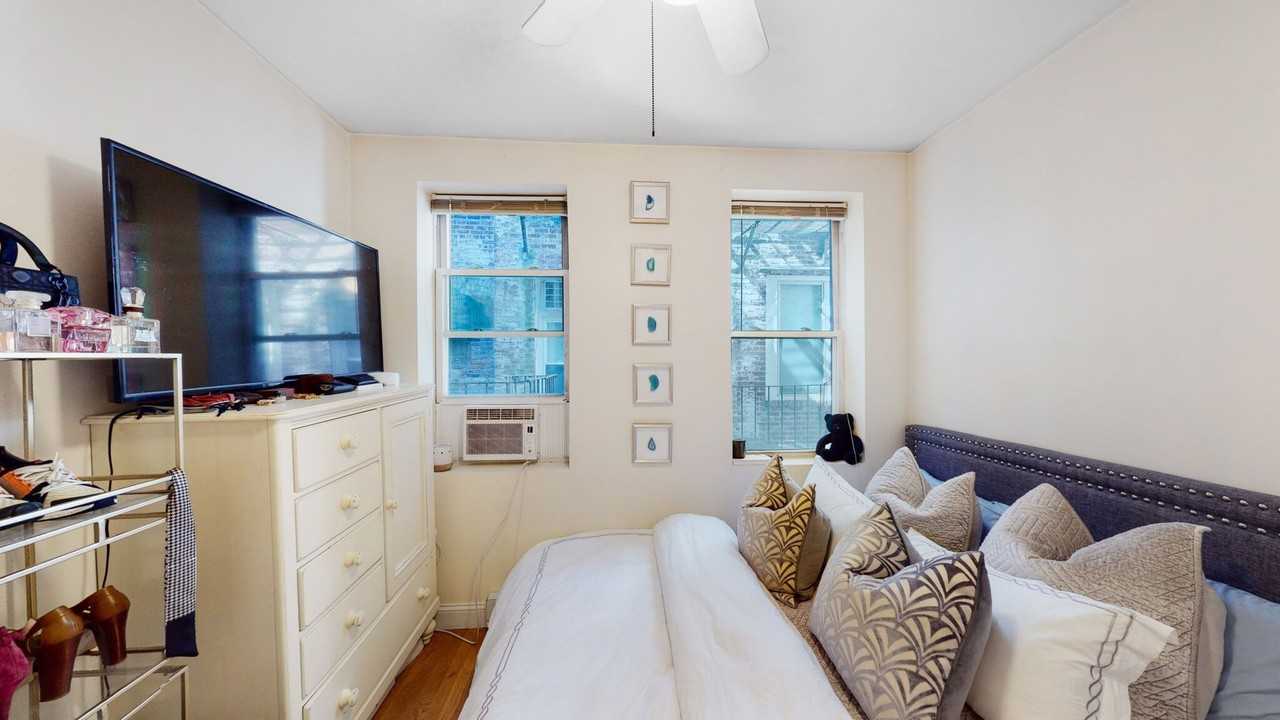 91 Prince St - Photo 6 of 14