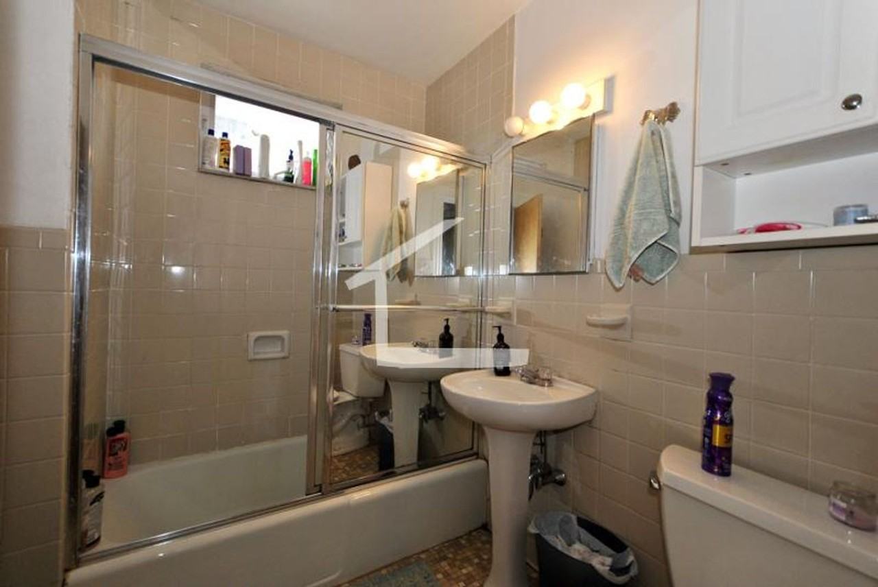 62 Brooks St - Photo 6 of 7