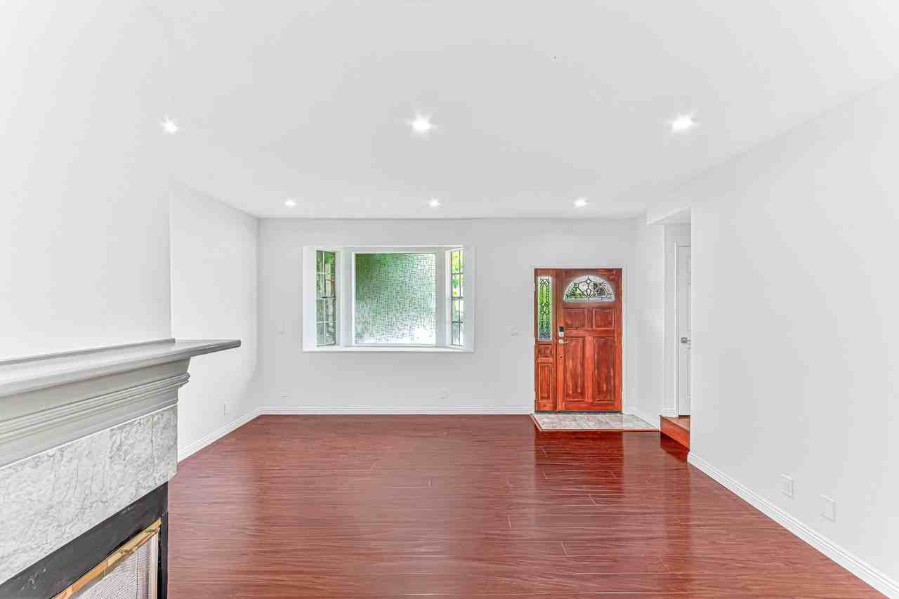 402 California St #B - Photo 5 of 42