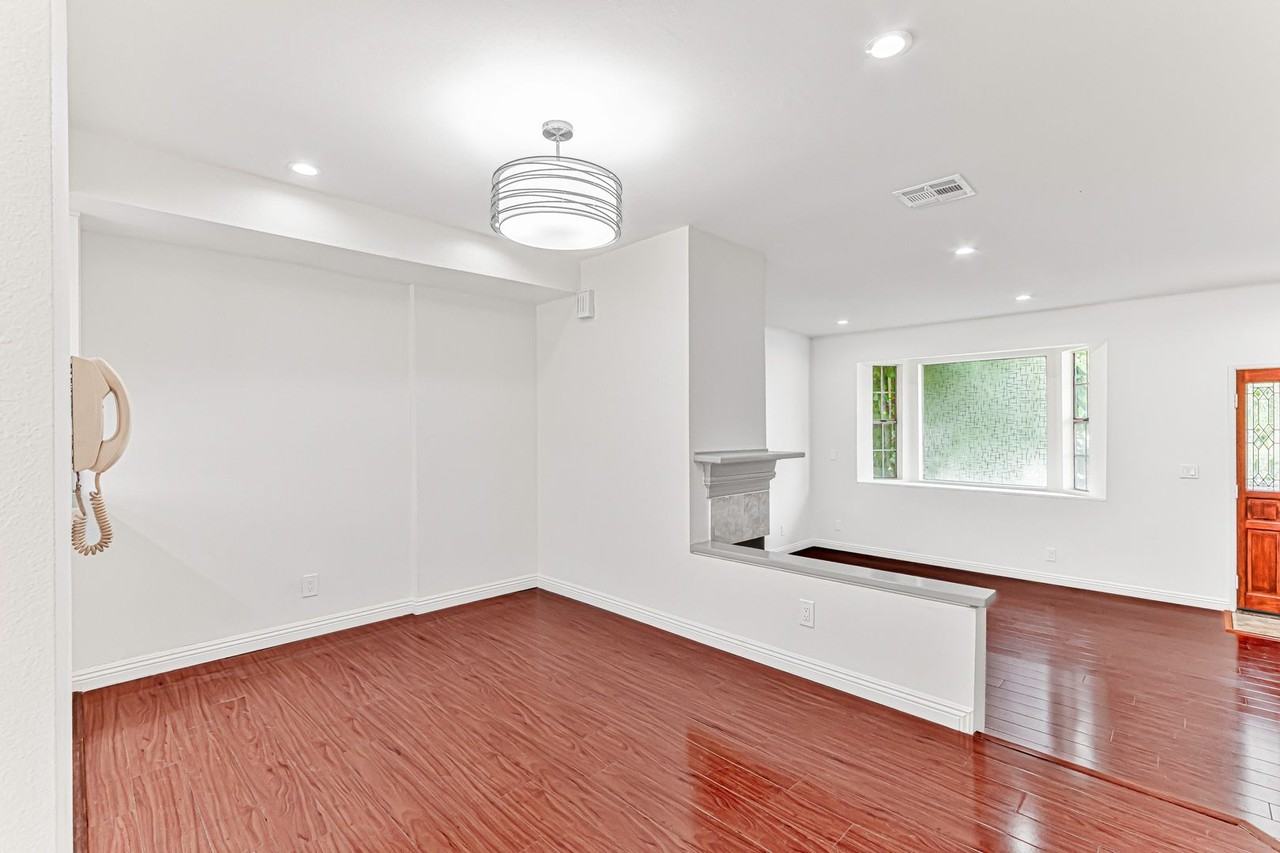 402 California St #B - Photo 6 of 42