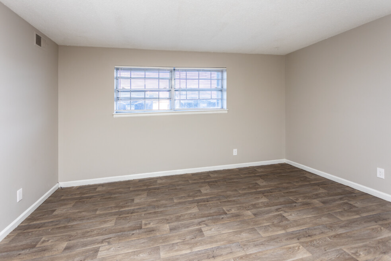 The Avenues At East Moline - Photo 6 of 27