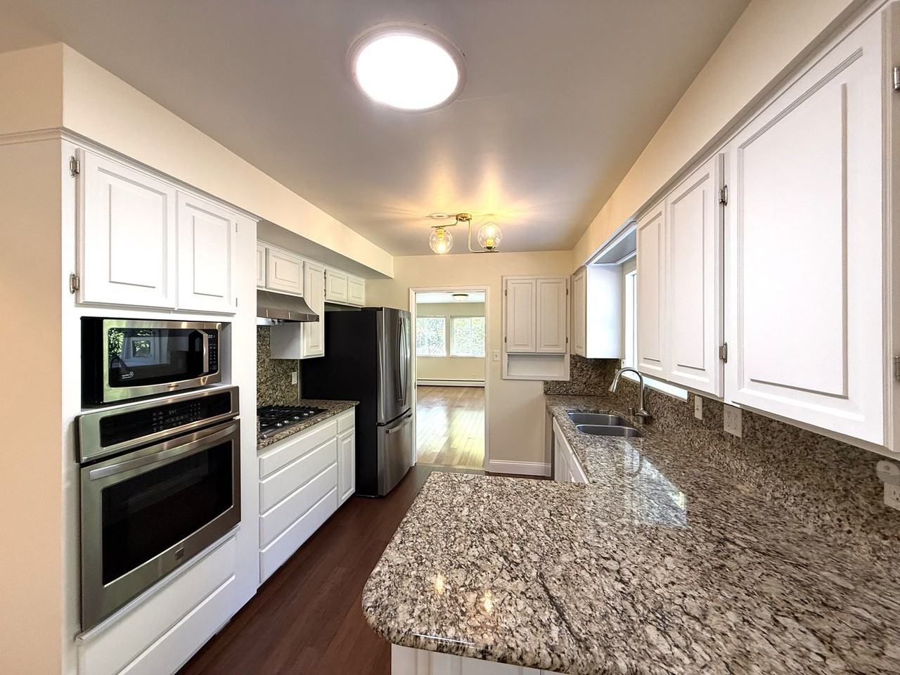 668 Tamalpais Ave - Photo 5 of 28