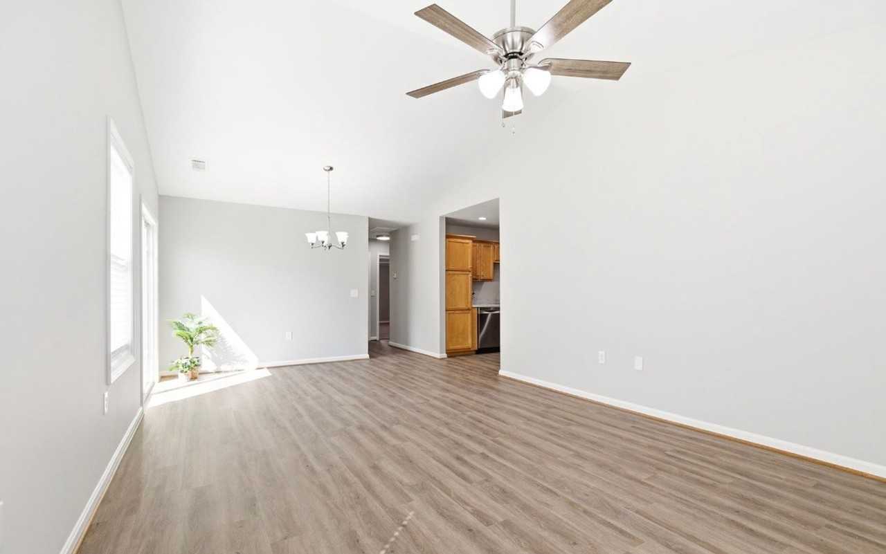 3707 Tuscany Valley Dr - Photo 4 of 31