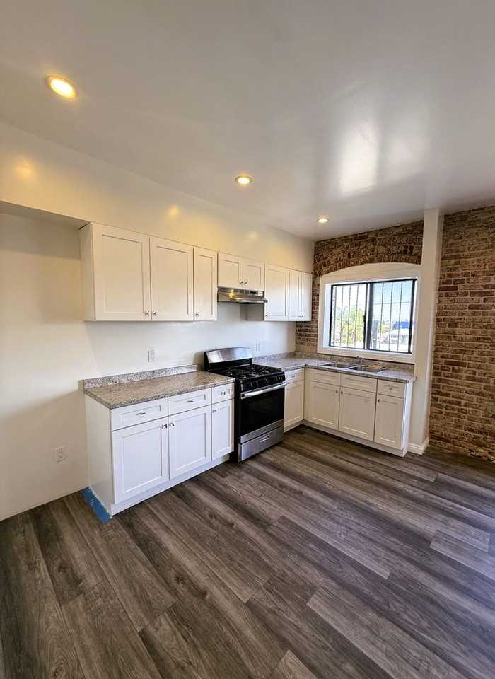 2195 Whittier Blvd & 772 S Boyle Ave. - Photo 3 of 44