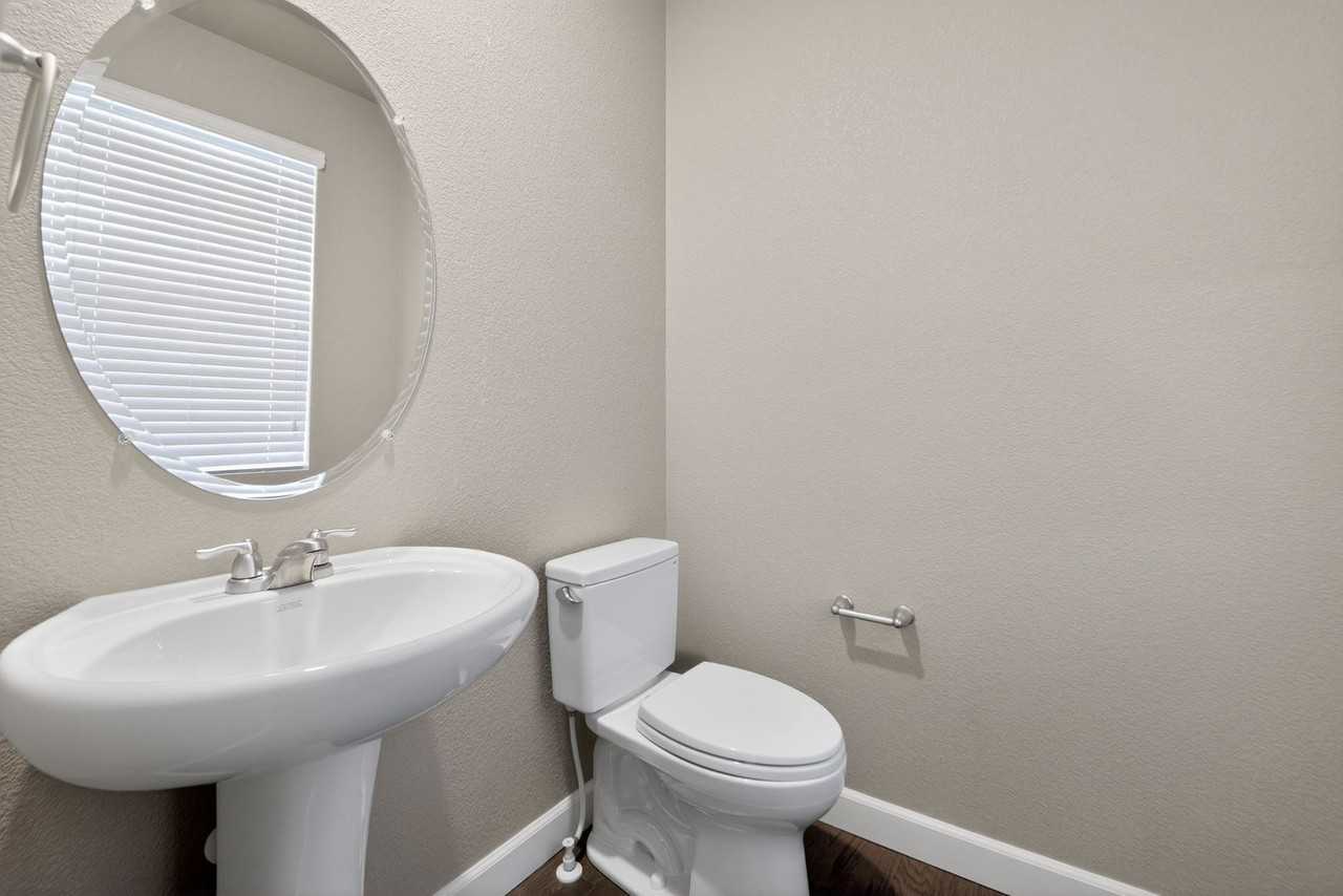 1986 Shadow Creek Dr - Photo 7 of 13