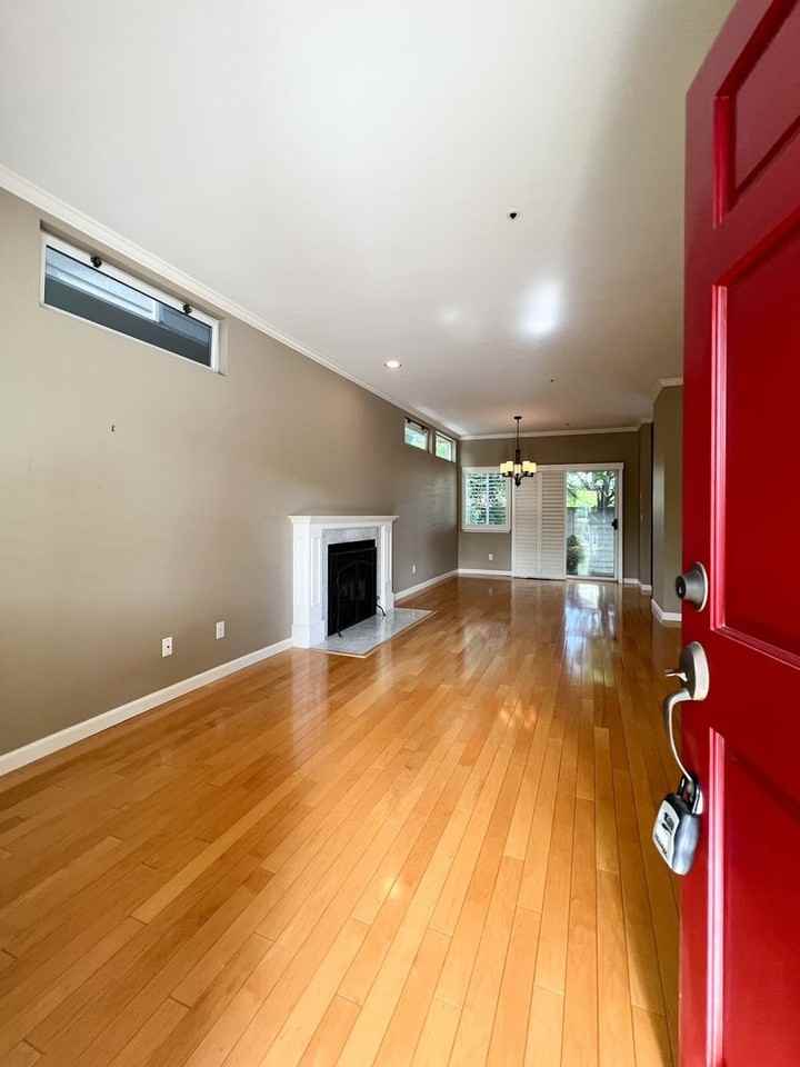 42 Avalon Ct - Photo 2 of 22